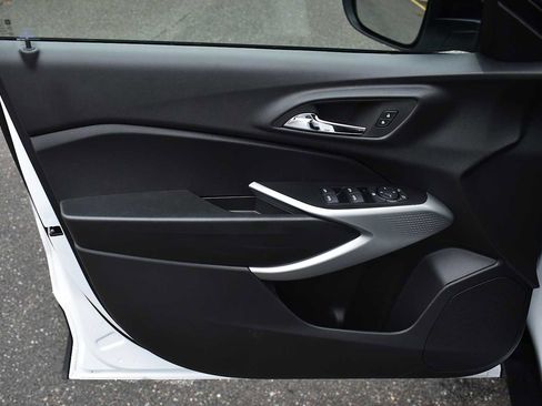 New 2026 Chevrolet Trax RS image 22