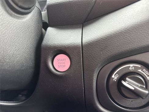 Used 2022 Nissan Frontier S w/ Technology Package image 26