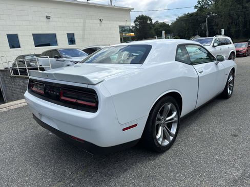Used 2022 Dodge Challenger R/T image 3