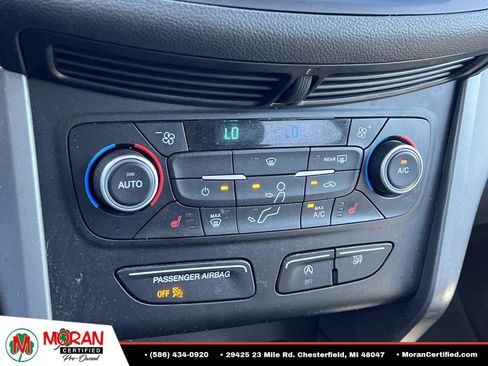 Used 2018 Ford Escape SE w/ SE Sync 3 Package AWD/4WD image 22