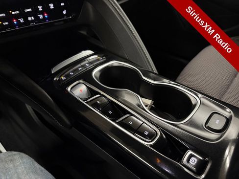 Used 2023 Buick Envision Preferred image 23