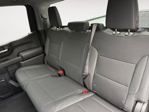 New 2026 Chevrolet Silverado 1500 Custom Trail Boss w/ LPO, Dark Essentials Package image 13