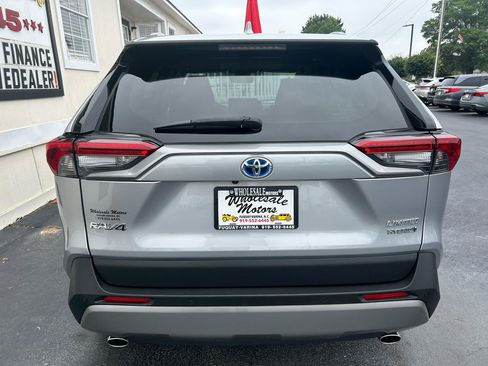 Used 2023 Toyota RAV4 Limited AWD/4WD image 6