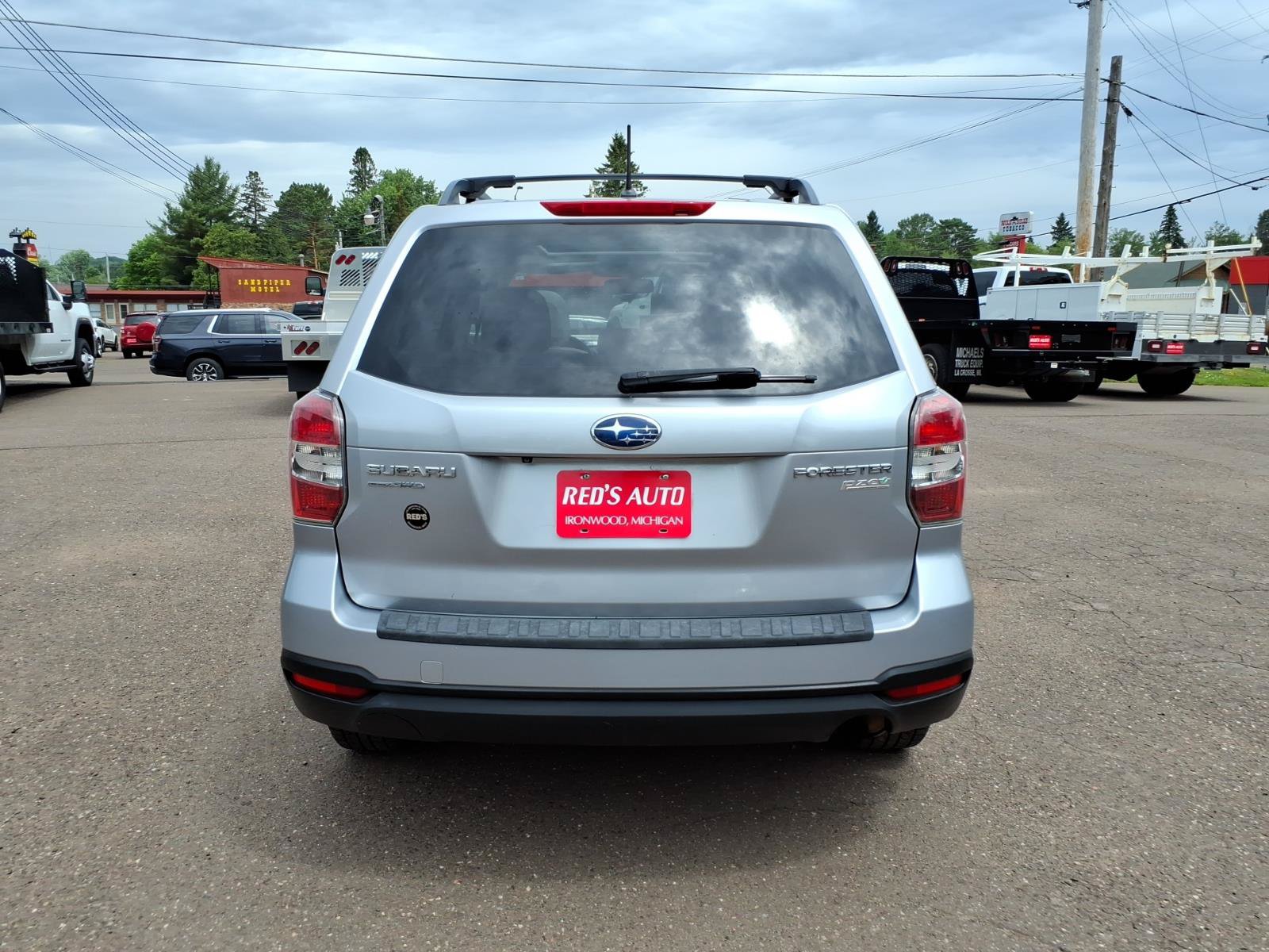 Used 2014 Subaru Forester 2.5i Premium w/ Protection Package #1 AWD/4WD image 4