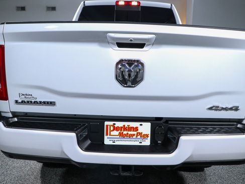 Used 2024 RAM 2500 Laramie AWD/4WD image 8