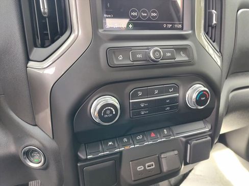 Used 2025 GMC Sierra 1500 Pro w/ Pro Value Package AWD/4WD image 17
