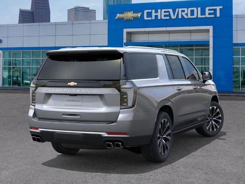 New 2026 Chevrolet Suburban High Country w/ LPO, Illumination Package RWD image 4