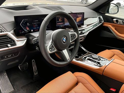 Used 2025 BMW X5 sDrive40i w/ M Sport Package image 19