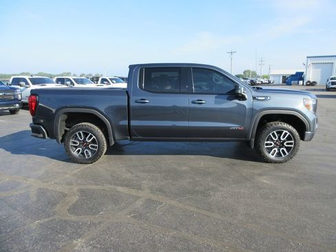 Certified 2021 GMC Sierra 1500 AT4 AWD/4WD image 5