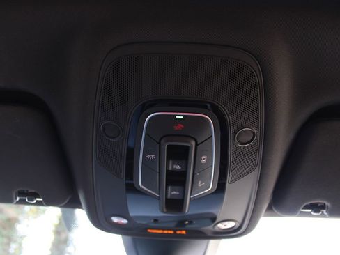 New 2025 Audi Q7 3.0T Prestige image 49