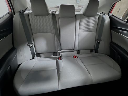 Used 2025 Toyota Camry LE FWD image 32