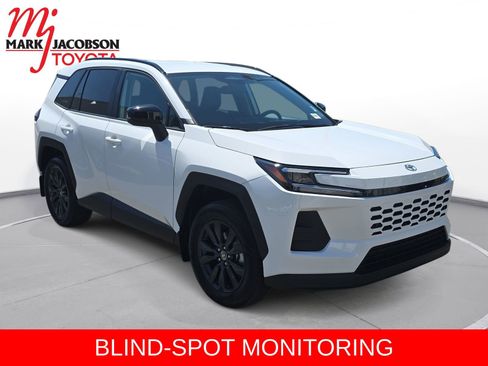 Used 2026 Toyota RAV4 XLE Premium FWD image 4