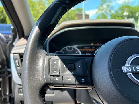 Certified 2023 Nissan Rogue SV w/ SV Premium B Package AWD/4WD image 13