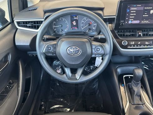 Used 2023 Toyota Corolla LE FWD image 13