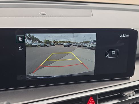 Certified 2025 Kia Sorento LX image 25