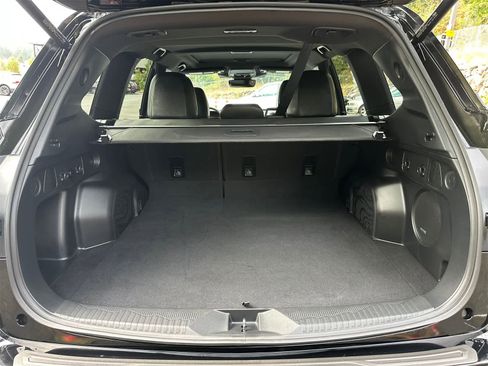 Certified 2025 Subaru Forester Sport image 28