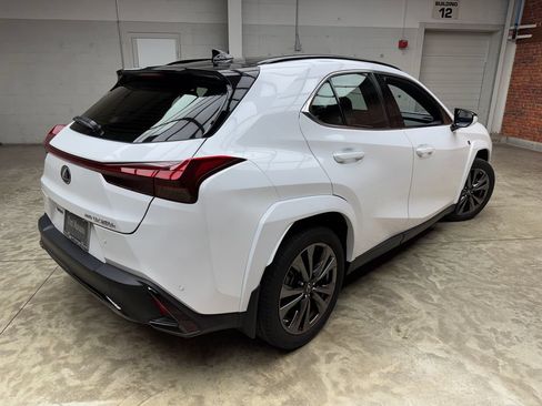 Used 2023 Lexus UX 250h F Sport AWD/4WD image 6