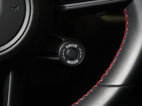 Used 2022 Porsche 911 GT3 RWD image 19