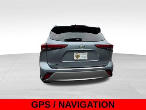 Used 2020 Toyota Highlander Platinum AWD/4WD image 6