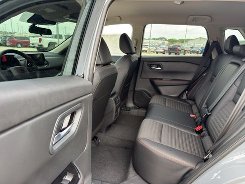 New 2026 Nissan Rogue SV AWD/4WD image 29