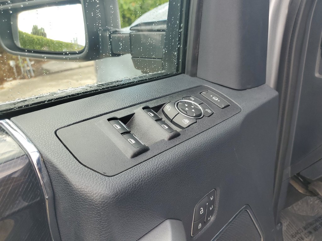 Used 2022 Ford F350 Platinum w/ Snow Plow Prep Package AWD/4WD image 39
