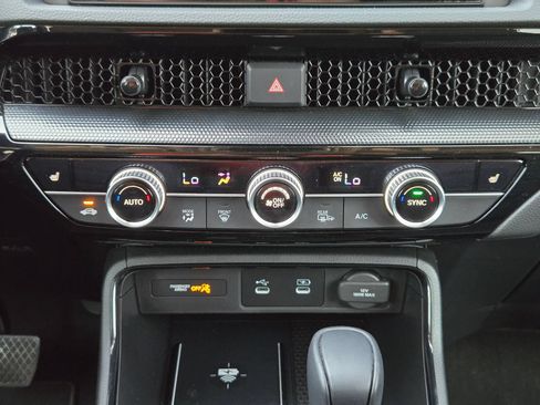 Used 2026 Honda CR-V EX-L image 17