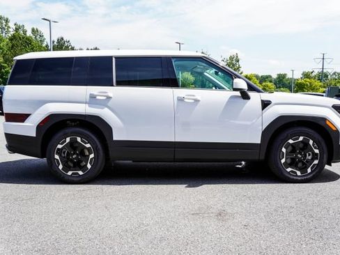 Used 2026 Hyundai Santa Fe SE FWD image 6