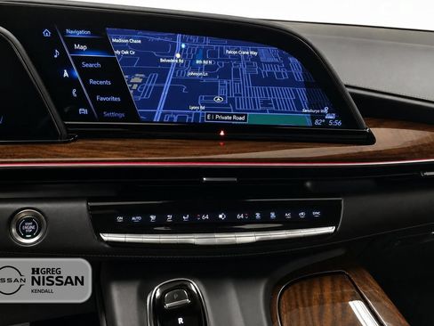 Used 2022 Cadillac Escalade Sport Platinum AWD/4WD image 10