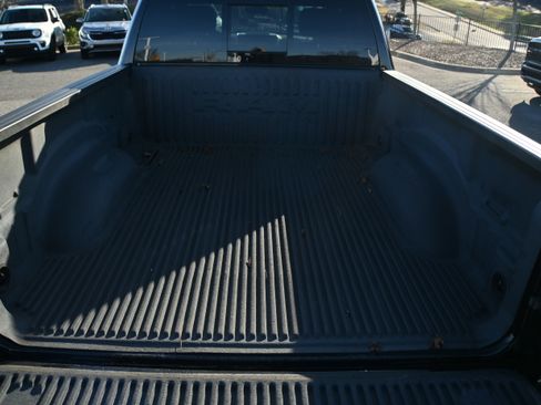 Used 2021 RAM 1500 Big Horn image 13