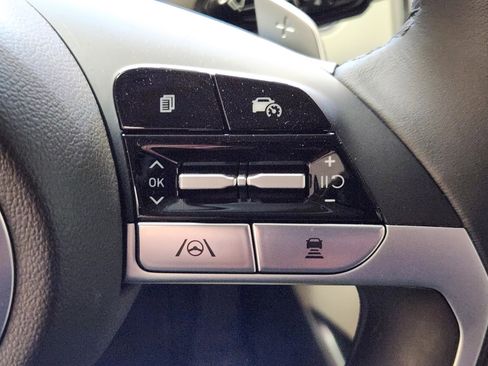 Used 2024 Hyundai Tucson Limited image 16