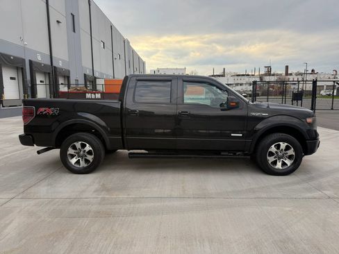 Used 2014 Ford F150 FX4 w/ Equipment Group 402A Luxury AWD/4WD image 12