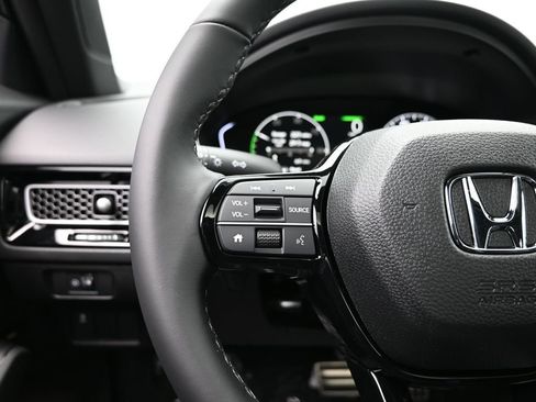 Used 2025 Honda Civic Sport image 33