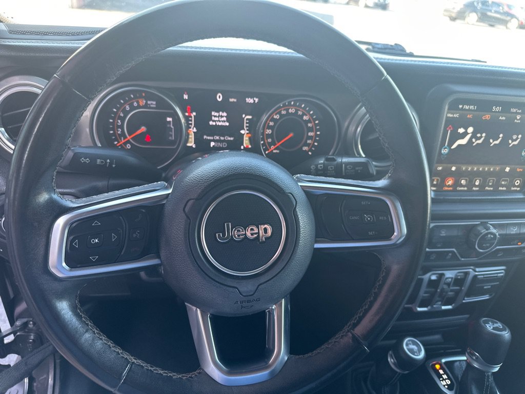 Used 2018 Jeep Wrangler Unlimited Sahara AWD/4WD image 26