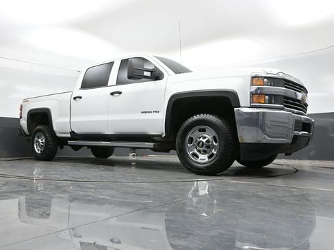 Used 2015 Chevrolet Silverado 2500 W/T AWD/4WD image 30