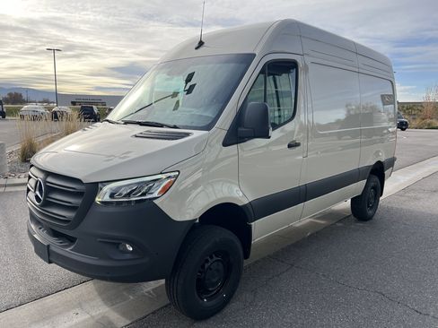New 2025 Mercedes-Benz Sprinter 2500 image 5