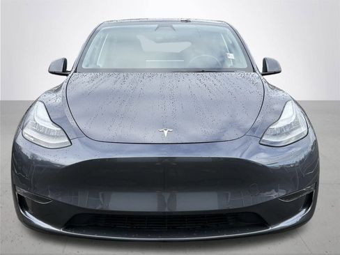 Used 2021 Tesla Model Y Long Range image 3