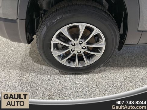 Used 2021 Jeep Cherokee Latitude Lux w/ Sun & Sound Group image 20