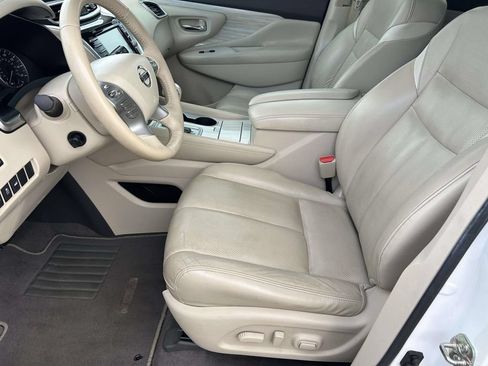 Used 2016 Nissan Murano Platinum w/ Platinum Technology Package FWD image 14