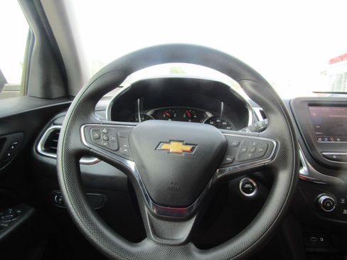 Used 2023 Chevrolet Equinox LT w/ LPO, Floor Liner Package AWD/4WD image 13