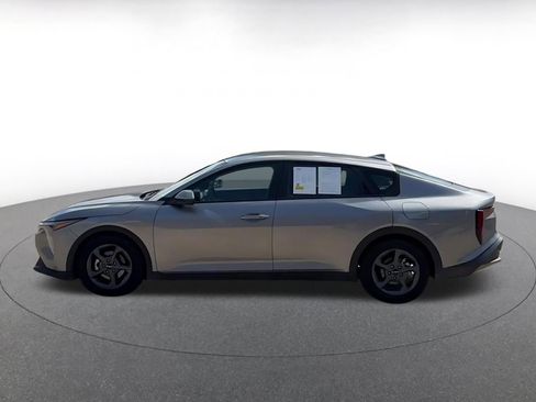 Used 2025 Kia K4 FWD image 9