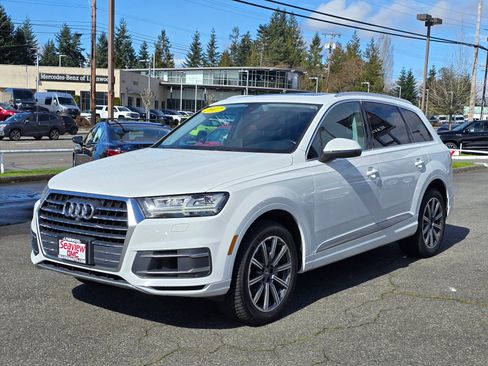 Used 2017 Audi Q7 3.0T Premium Plus w/ Premium Plus Package image 3