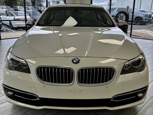Used 2015 BMW 528i Sedan image 2