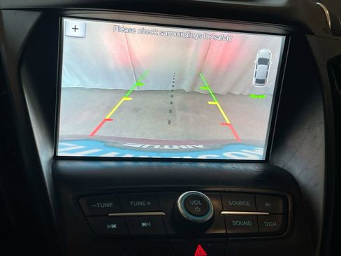 Used 2018 Ford Escape SEL image 17