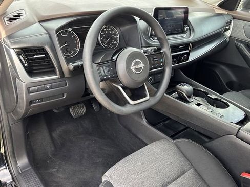 Used 2022 Nissan Rogue SV image 22