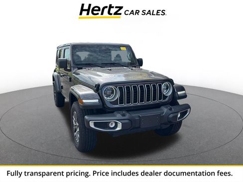 Used 2025 Jeep Wrangler Unlimited Sahara AWD/4WD image 1
