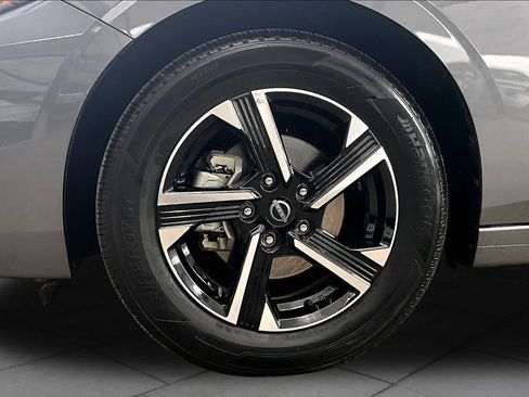 Certified 2025 Nissan Sentra SV FWD image 11