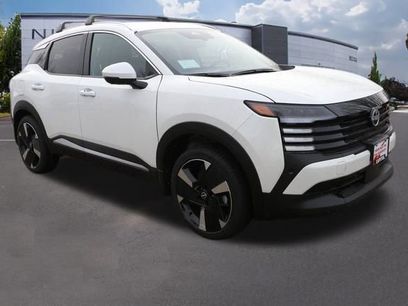 New 2025 Nissan Kicks SR