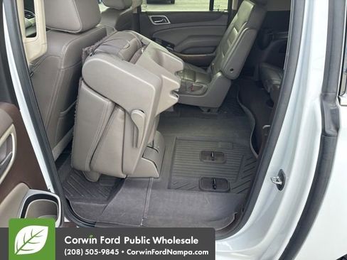 Used 2020 GMC Yukon XL Denali w/ Denali Ultimate Package image 36