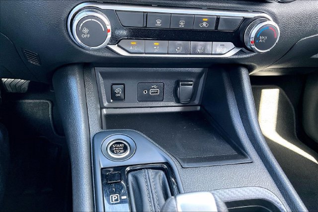 Used 2025 Nissan Sentra S FWD image 15