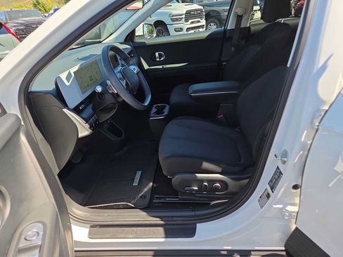 Used 2024 Hyundai Ioniq 5 SE RWD image 19